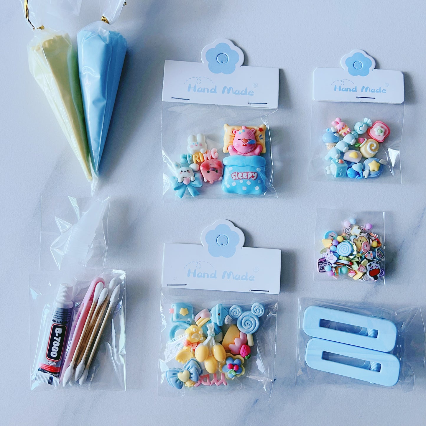 Customisable Decoden Cream DIY Kit – 9 Colour Themes – Includes Glue, Tools & Decorations