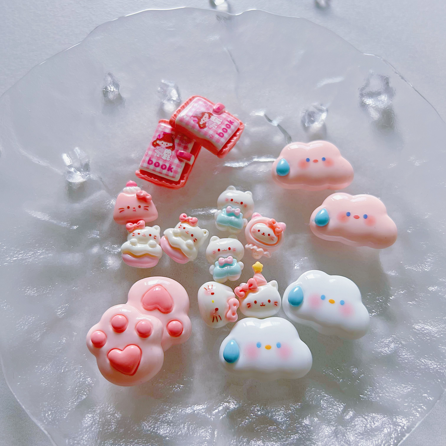 80 Kawaii Pink Resin Charms Set – Cute Decorative Embellishments for Crafts, DIY Phone Cases, Scrapbooking, Jewellery, and Nail Art