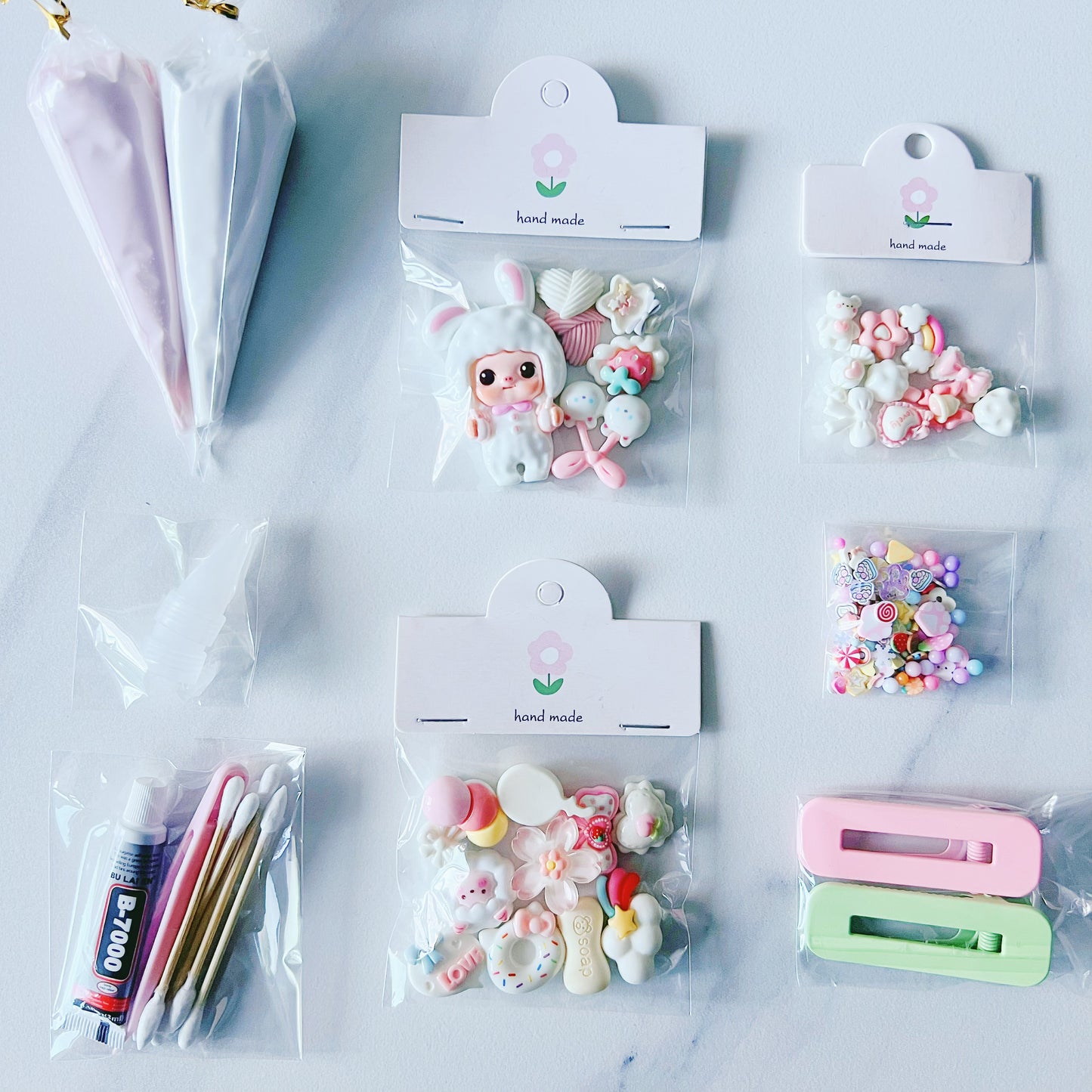 Customisable Decoden Cream DIY Kit – 9 Colour Themes – Includes Glue, Tools & Decorations