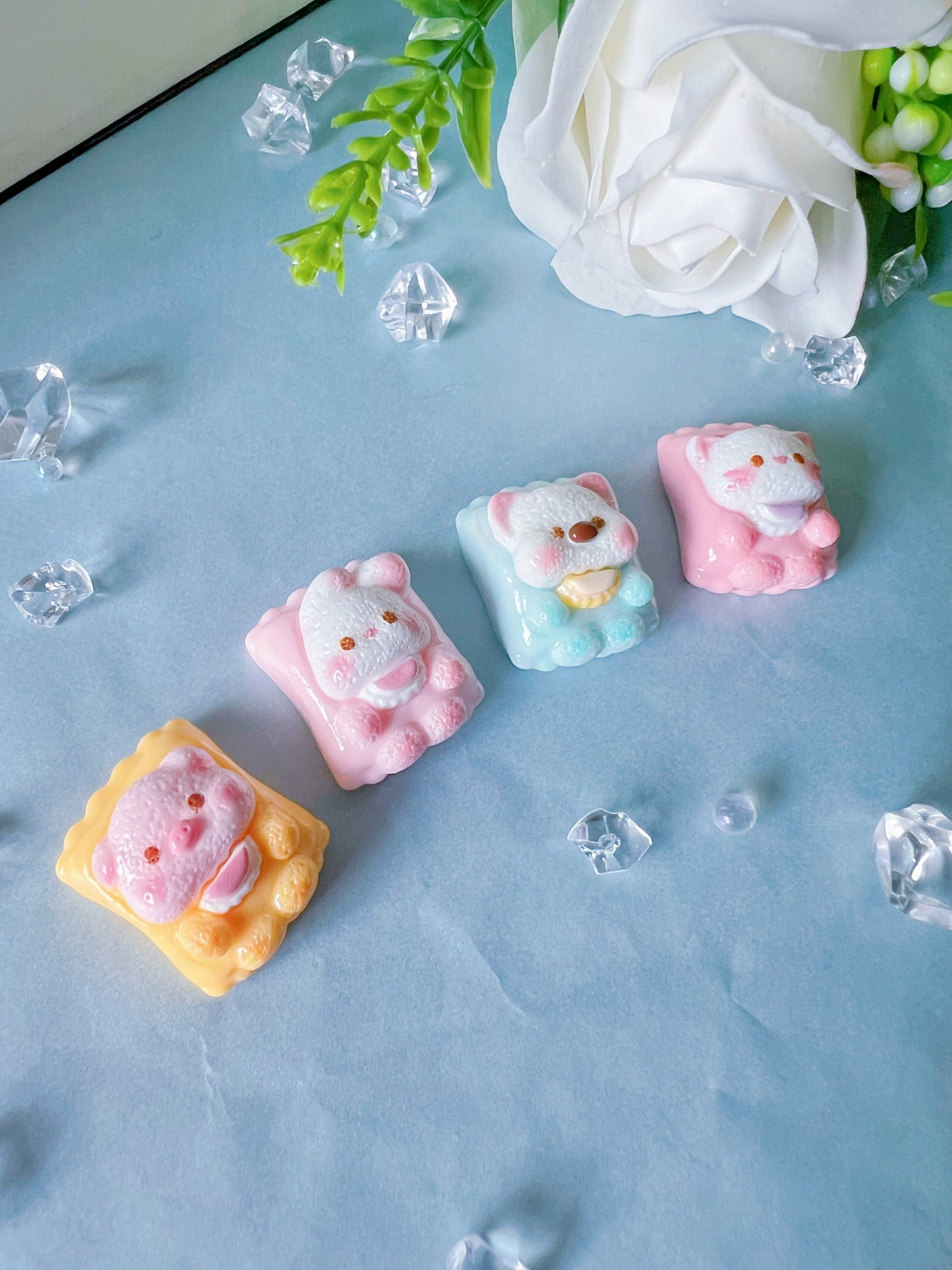 125 Pieces Mini Pastel Bakery Cabochon Set with Organising Box – Kawaii Resin Charms for Decoden & DIY Crafts