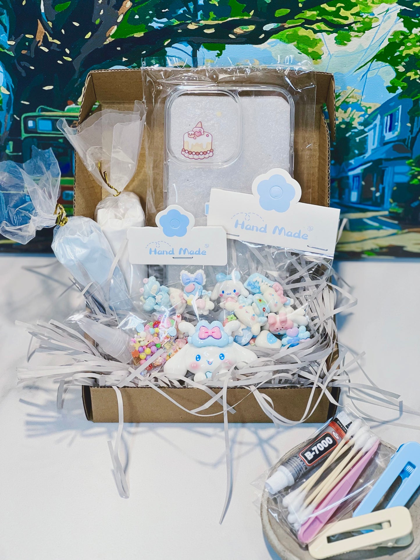 Customisable Decoden Cream DIY Kit – 9 Colour Themes – Includes Glue, Tools & Decorations