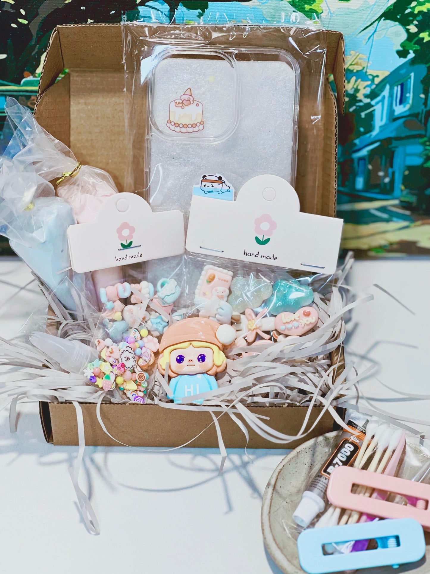 Customisable Decoden Cream DIY Kit – 9 Colour Themes – Includes Glue, Tools & Decorations