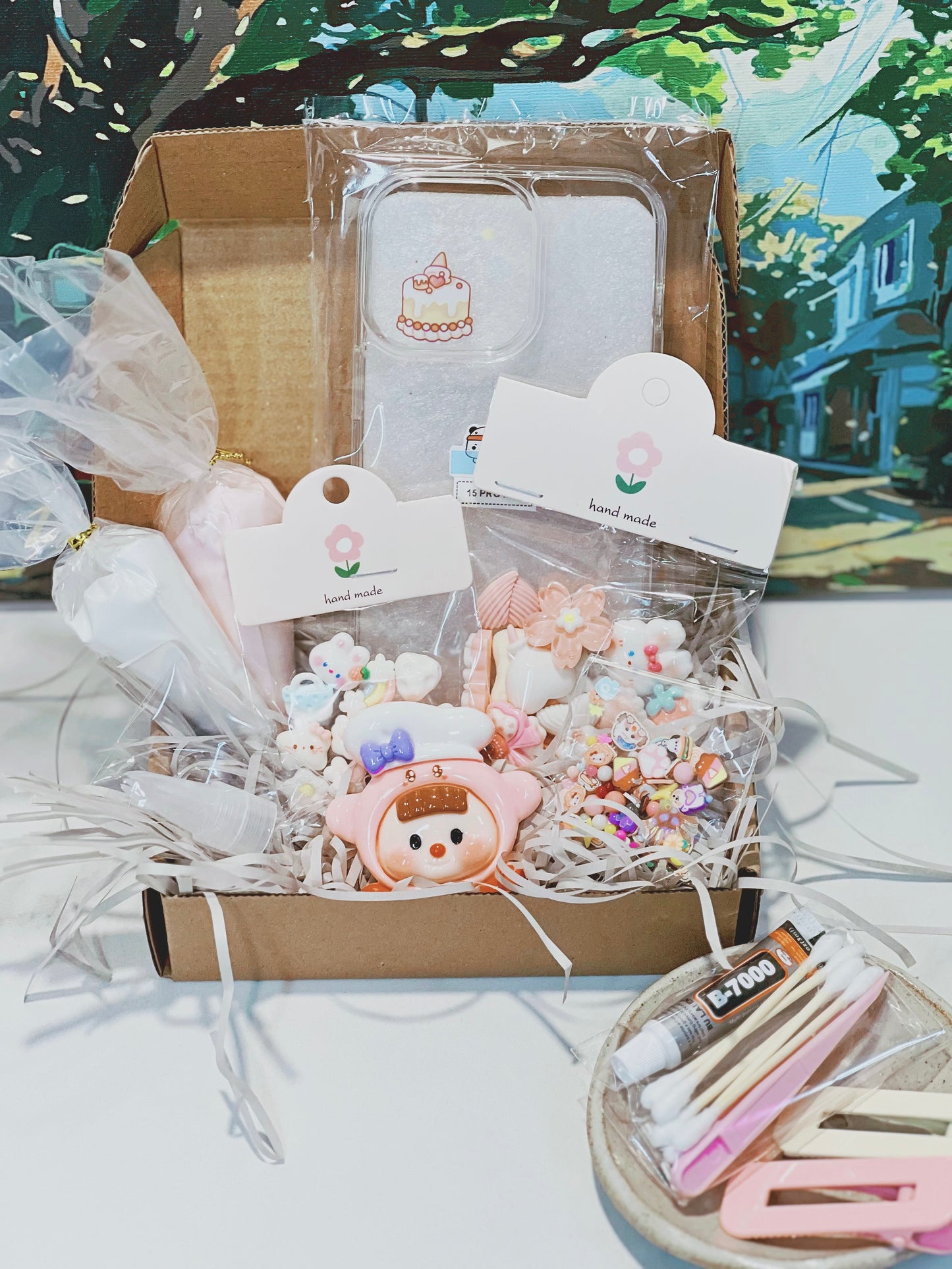 Customisable Decoden Cream DIY Kit – 9 Colour Themes – Includes Glue, Tools & Decorations